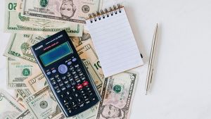 ¿De qué sirve democratizar las inversiones si no democratizamos la educación financiera?
