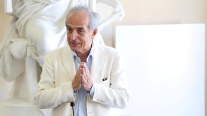 Le chat del terrore. Il sindaco: 