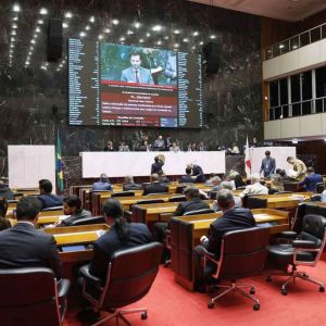 Eleição na Assembleia converge para Doorgal