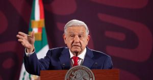AMLO: la restauración del viejo PRI y el regreso de las familias del poder