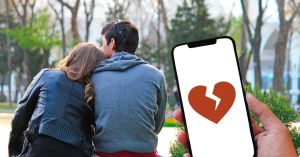 Romantic Hypocrisy: Perceiving and Practicing Infidelity