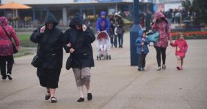 Storm Austen - Everything you need to know ahead of 'weather bomb' in Norfolk