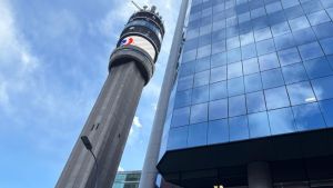 Crónica: Los 50 años de la Torre Entel y su peligroso entorno nocturno con dealers e indigentes Por Marcelo Soto 22 Oct. 2026, 12:42 pm 4 min Compartir