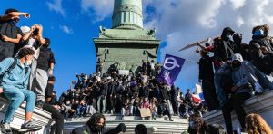 Los estudiantes franceses nos muestran cómo son las protestas en la era del espectáculo viral