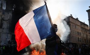 Revolución caliente, por Mirko Lauer