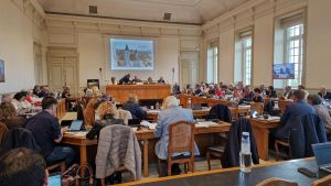 Pyrénées-Atlantiques : quand la colère contre l’État déborde aussi au Parlement de Navarre