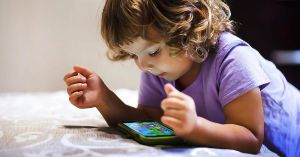 Com s'educa un infant a la llar?