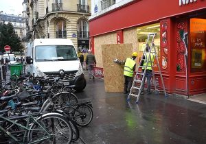 Debajo de los adoquines estaba De Gaulle