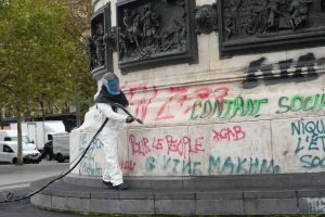 Γαλλία-Ελλάδα: Οι μαθητές και οι δάσκαλοι δεν έχουν αξιοπρεπείς συνθήκες ζωής