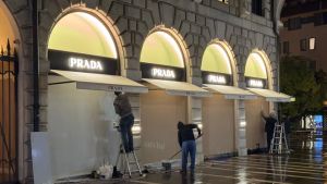 Cortei decisi all’ultimo, cresce la paura in centro a Padova: «Terremo i negozi chiusi»