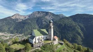 La Carnia ritrova la sua Chiesa madre: finiti i lavori alla Pieve di San Pietro