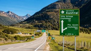 MOP agiliza plan para pavimentar 244 kilómetros de la Carretera Austral y alista licitaciones por $153 mil millones Por Benjamín Astudillo 24 Oct. 2026, 10:21 am 3 min Compartir
