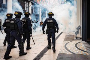 Après la manifestation, trente gardes à vue en cours à Pau ce samedi après-midi