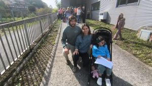 Cuatro años de edad, una enfermedad ultrarrara y todo Mieres volcado en darle una oportunidad a Carlota: 