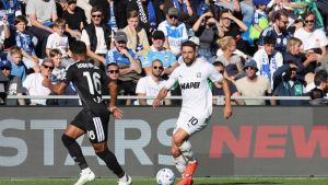 Berardi non riesce a incidere. Laurienté non trova le giocate