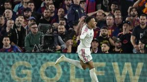 El Madrid saquea el Camp Nou