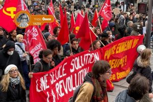Fransa’daki protestolar Avrupa’ya yayılıyor