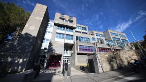 Studenti tentano di occupare il liceo Galilei di Trieste, poi il dietrofront