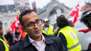 Cyrus Razavi ville stifte nyt parti: Nu dropper han det!