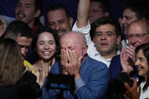 Lula, triunfo histórico // Gana 51.75 contra 48.25 // Se le apesta a Trump - México SA