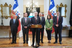 Condenas por delitos sexuales: Kast derriba discurso de sus ministros, asume “error” y entierra lógica jurídica