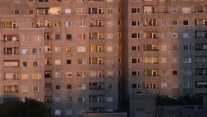 Die Bundesregierung sollte den Wohnungsmarkt strenger regulieren