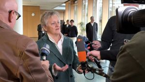 Lügen über Politikerinnen bedrohen die Demokratie