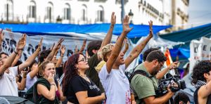 De Belgrado a la Puerta del Sol: por qué sale a la calle la generación Z