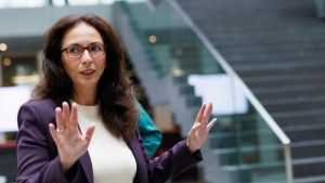 Bei den Beamten-Pensionen kneifen die Gewerkschaften
