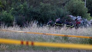 Risveglio da incubo, trovato un cadavere crivellato di colpi in un tombino. “E’ stata un’esecuzione”