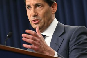 Warsh’s AI Optimism May Box Him In at the Fed