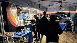 La World Central Kitchen, del chef José Andrés, ayuda a víctimas y rescatadores del accidente: 