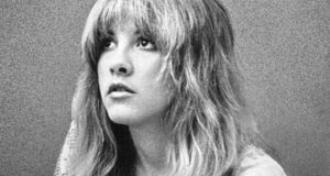 In 1981, Stevie Nicks sings an unfinished ‘Wild Heart’ in a makeup chair. It’s pure, raw magic.