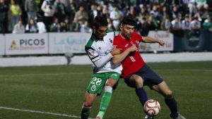 Villalibre pone fin al sueño del Ribadesella: derrota con honores ante el Racing en la Copa (0-2)