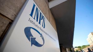 Pensioni 2027, cambia il calcolo degli aumenti: chi avrà la rivalutazione piena e chi meno