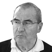 Alberto González Troyano