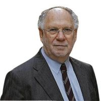 Ernesto Ekaizerescritor y Periodista