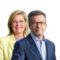 Sari Rautio E Carlos Moedas