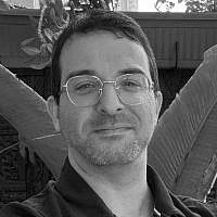 Leonel Caraciki