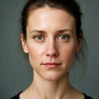 Dr Sarah Neumann