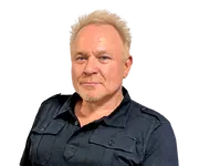 Mik Scarlet